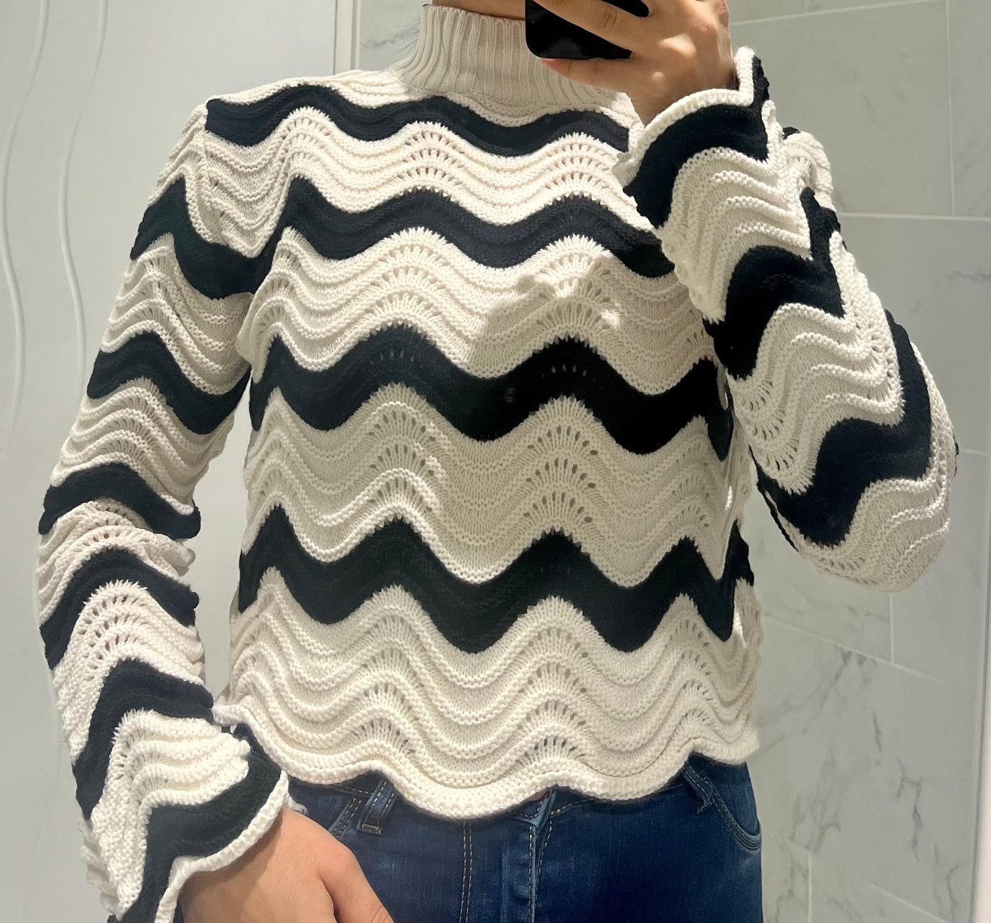 Pull à motif vagues