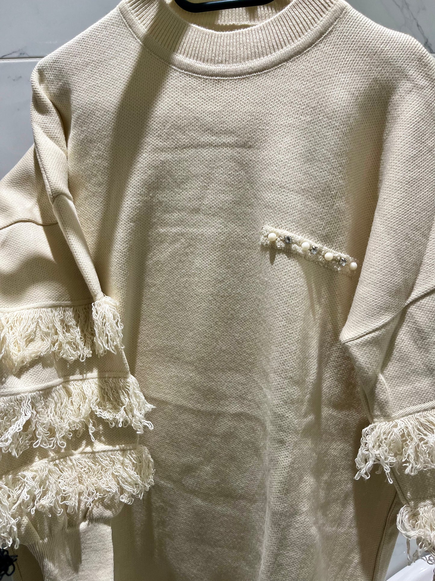 Ensemble noir avec perles
