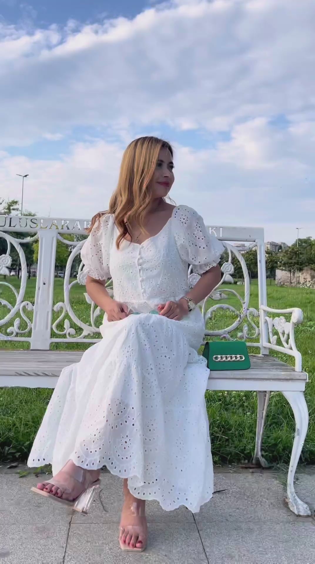 robe blanche broderie anglaise